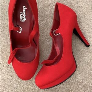 Madeline pumps